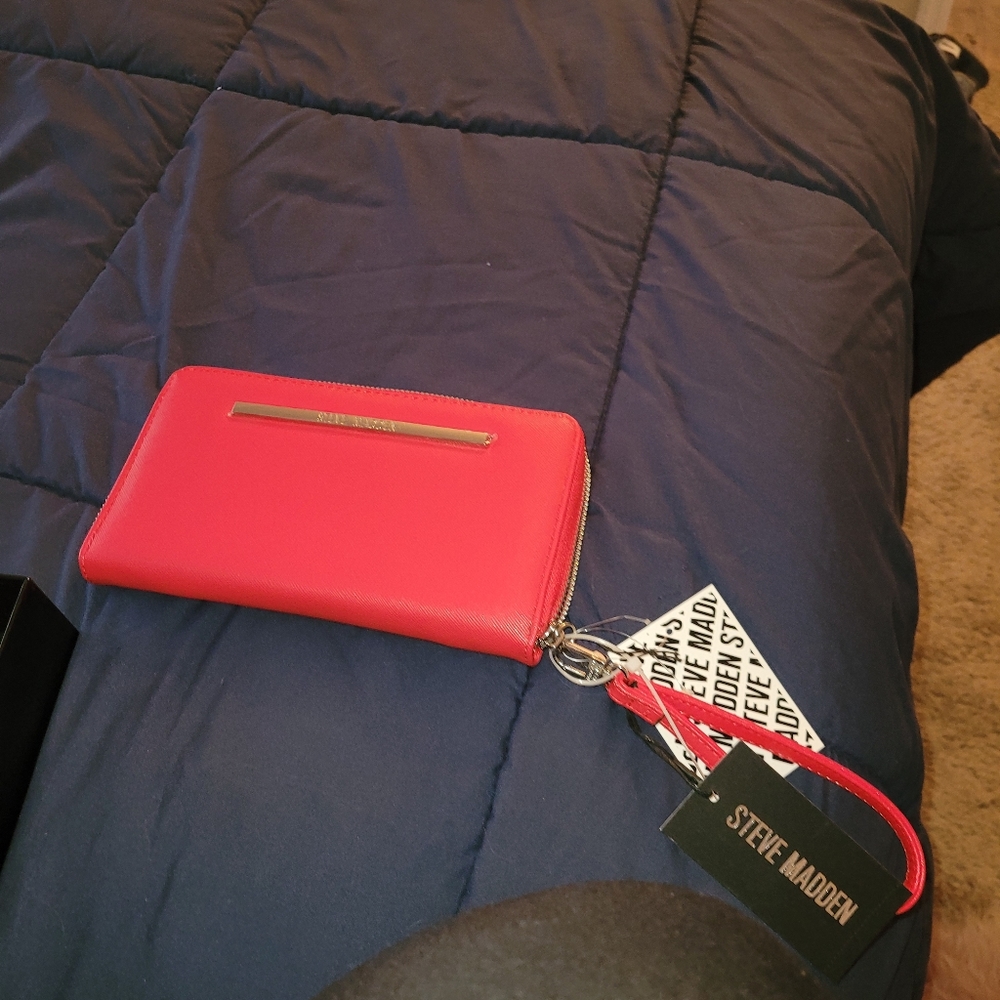 Steve madden wallet